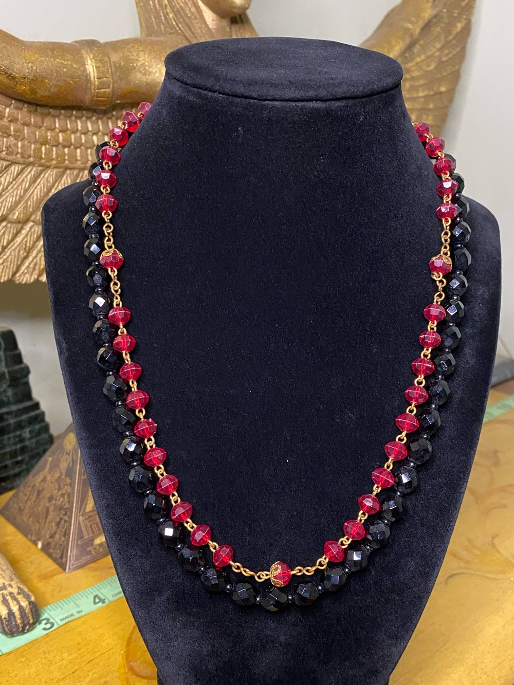 Vintage Black and Red Beaded Women's Necklace